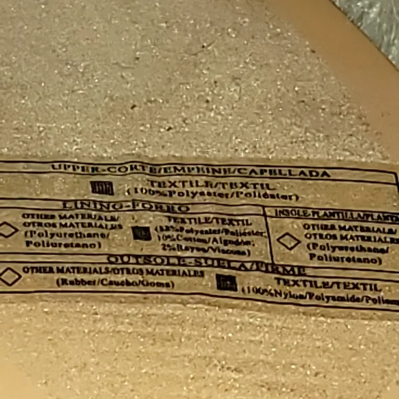 Brand new heels open toes, faux fur design various sizes, - Picture 5 of 7